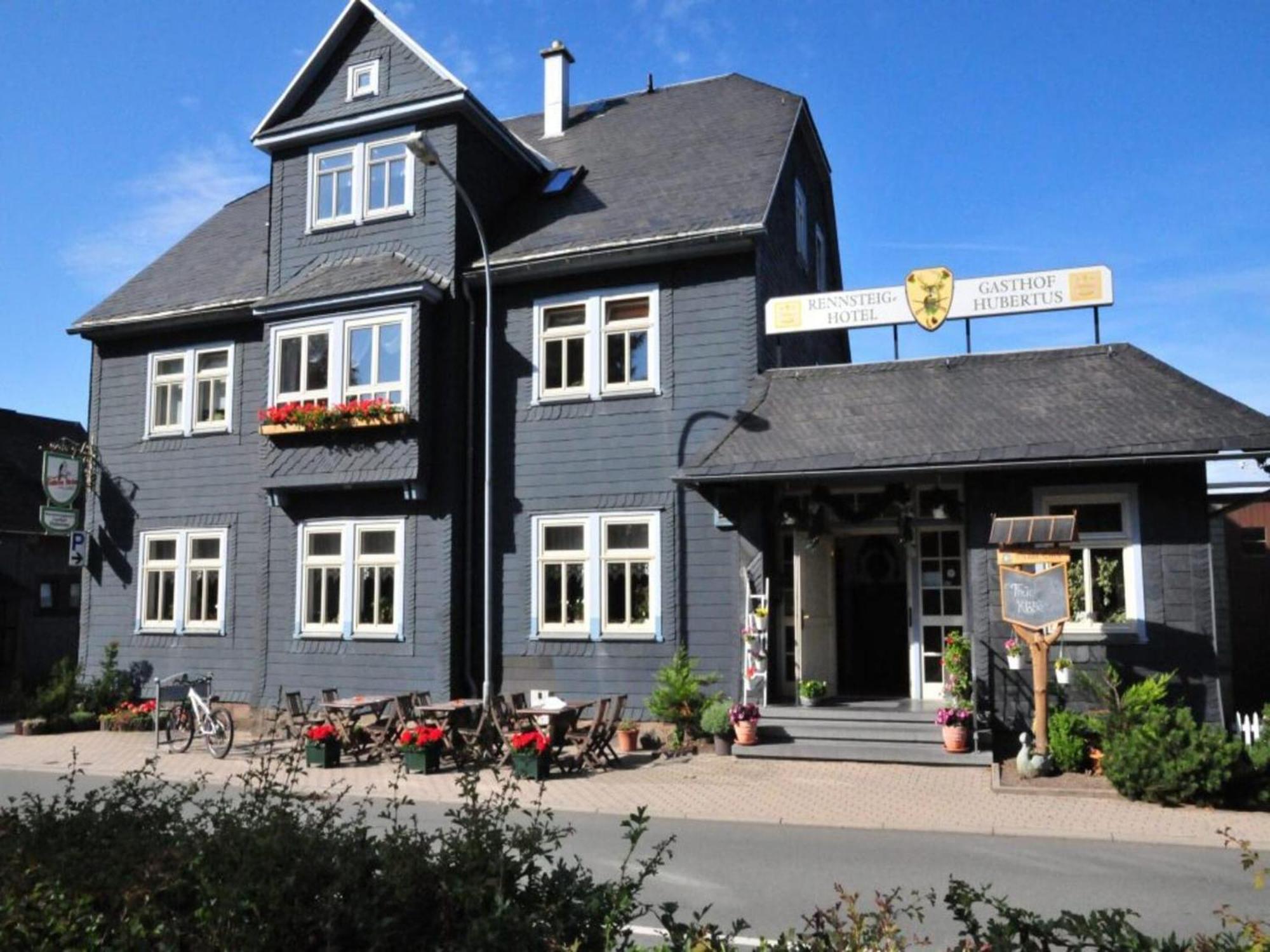 Holiday Home In Neustadt Am Rennsteig With Pond Buitenkant foto
