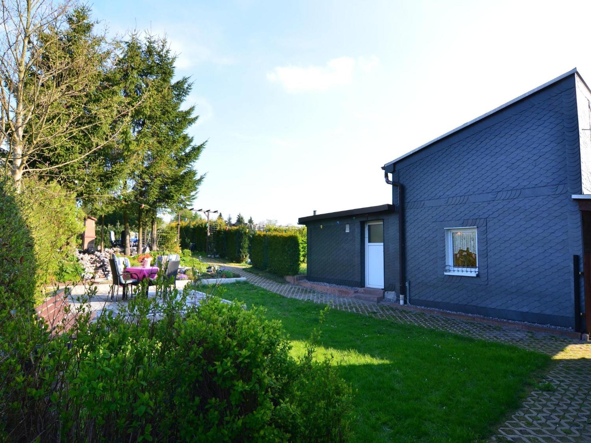 Holiday Home In Neustadt Am Rennsteig With Pond Buitenkant foto